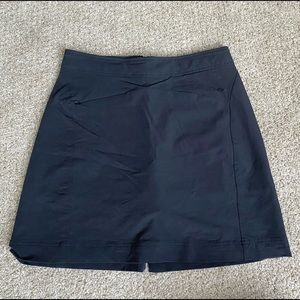 Kathmandu Outdoor Apparel size 12 Women’s Skort